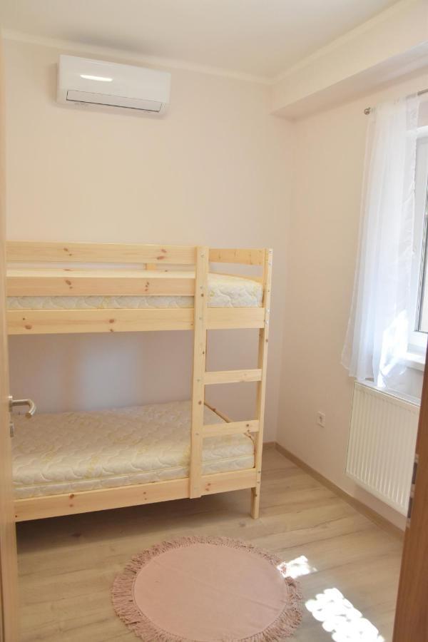 Voeroesko Apartmanhaz Balatonalmádi Zewnętrze zdjęcie